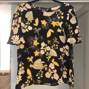 LOFT floral short sleeve blouse